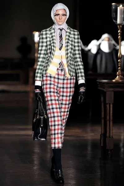 Look 1